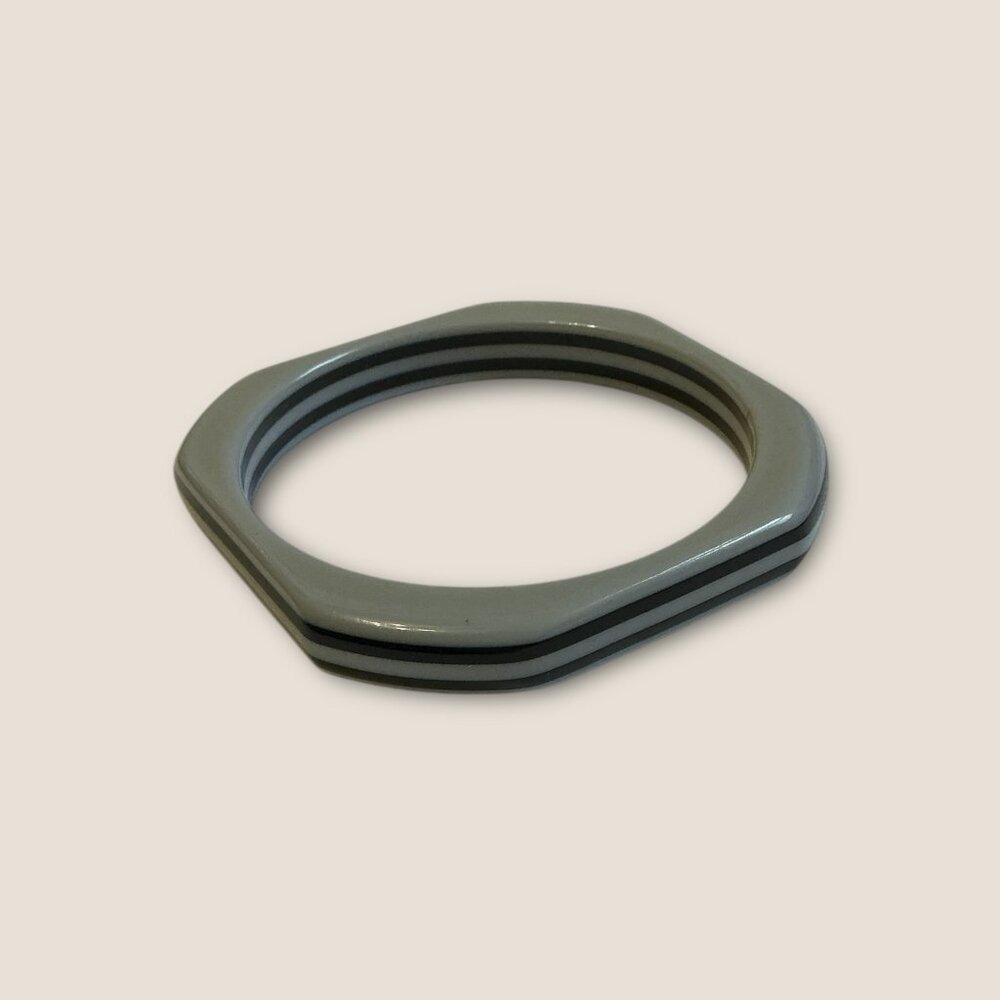 Vintage Two-Toned Gray & Black Bakelite Bangle